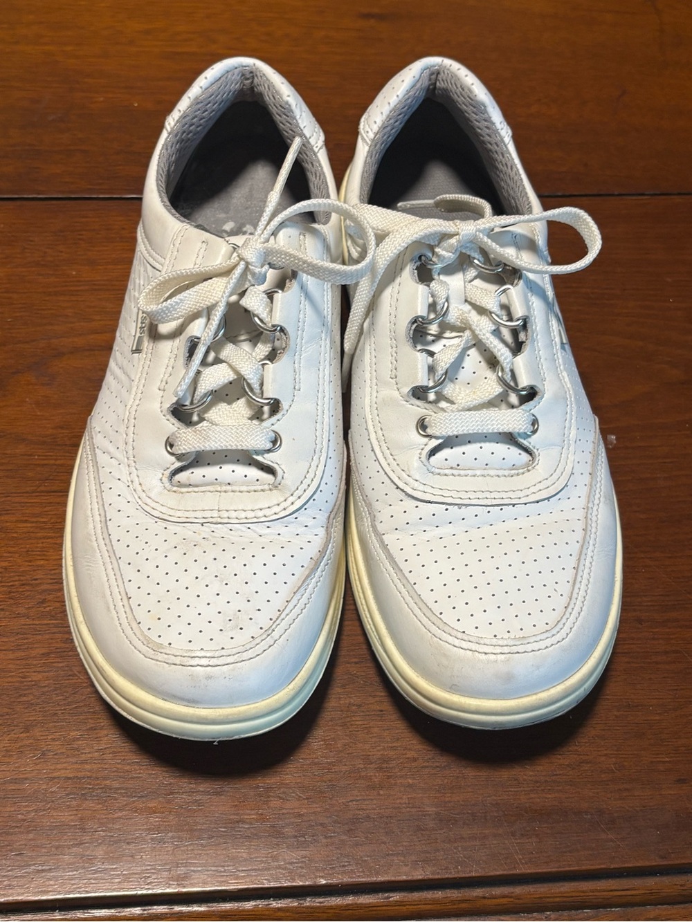 SAS Women’s Sporty Lux White Sneakers Size 7M